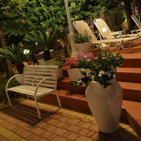 Nikos Aparthotel Stalida