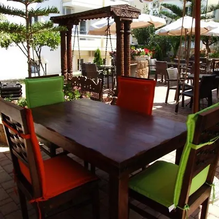 Nikos 4* Stalida